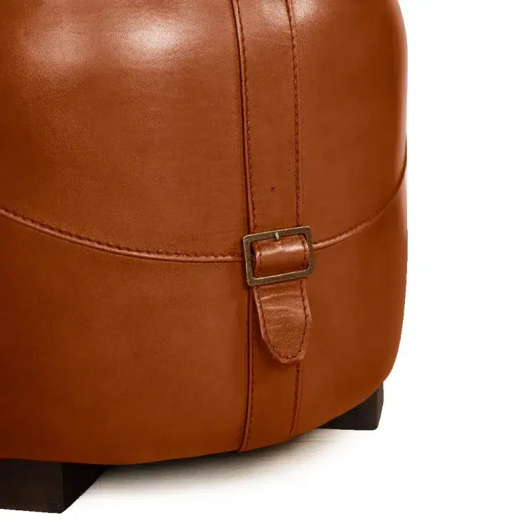 repose-pieds-cuir-havane-longchamp